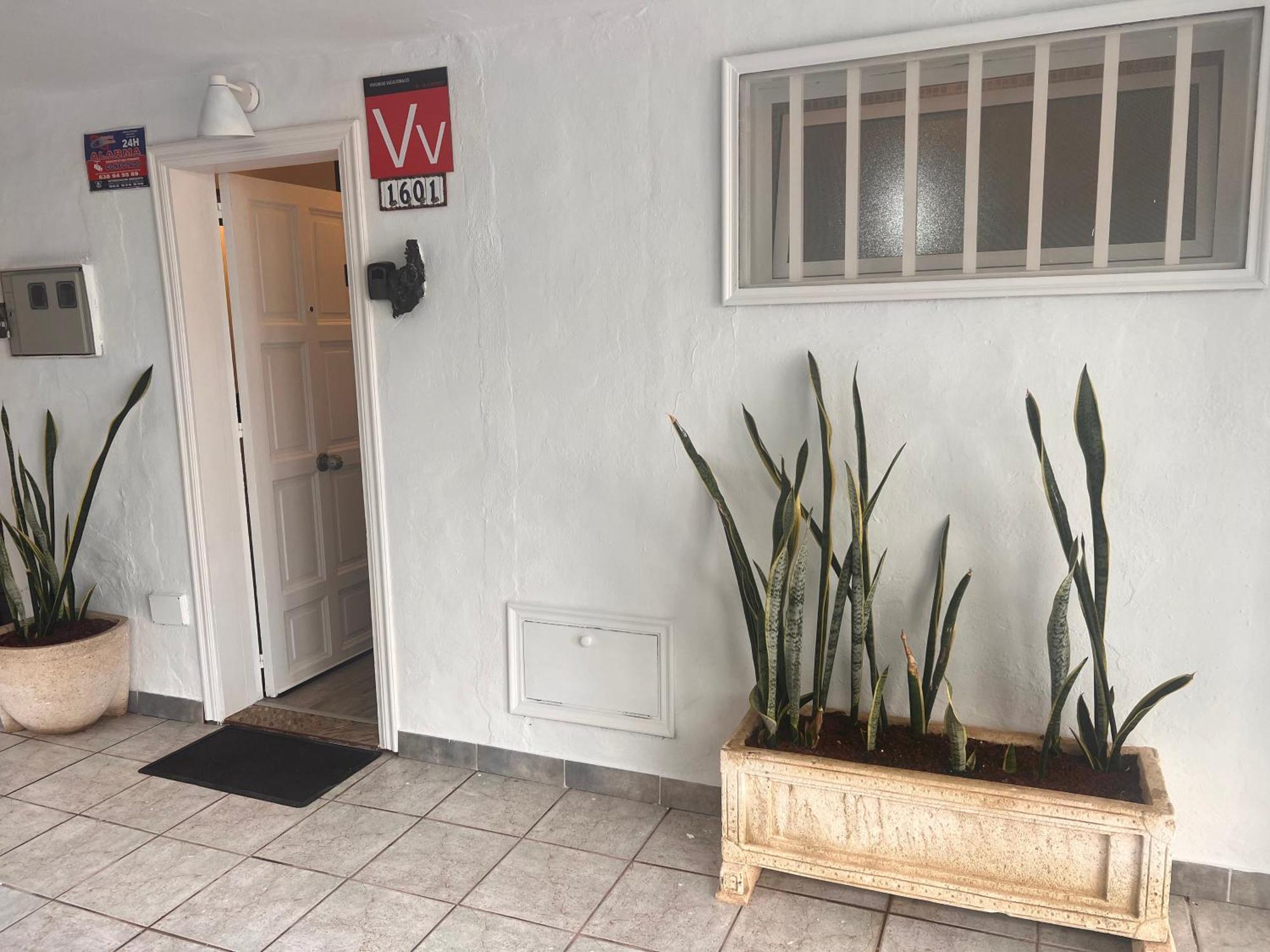 Budda House Puerto Del Carmen. Тиас Экстерьер фото